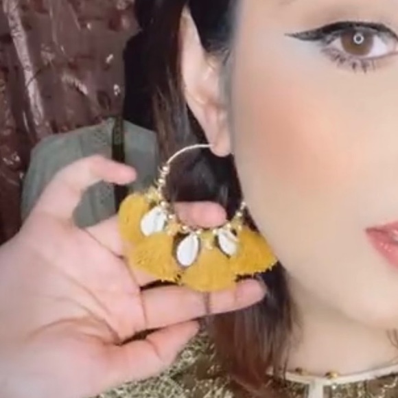 WAVE-Macrame earrings.Handmade available in colors - Picture 4 of 15